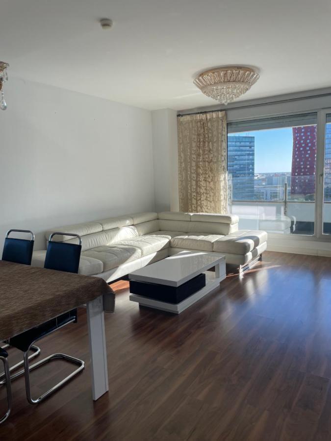 Fira De Barcelona City View Apartment With Garage Parking ロスピタレート・デ・リョブレガート エクステリア 写真