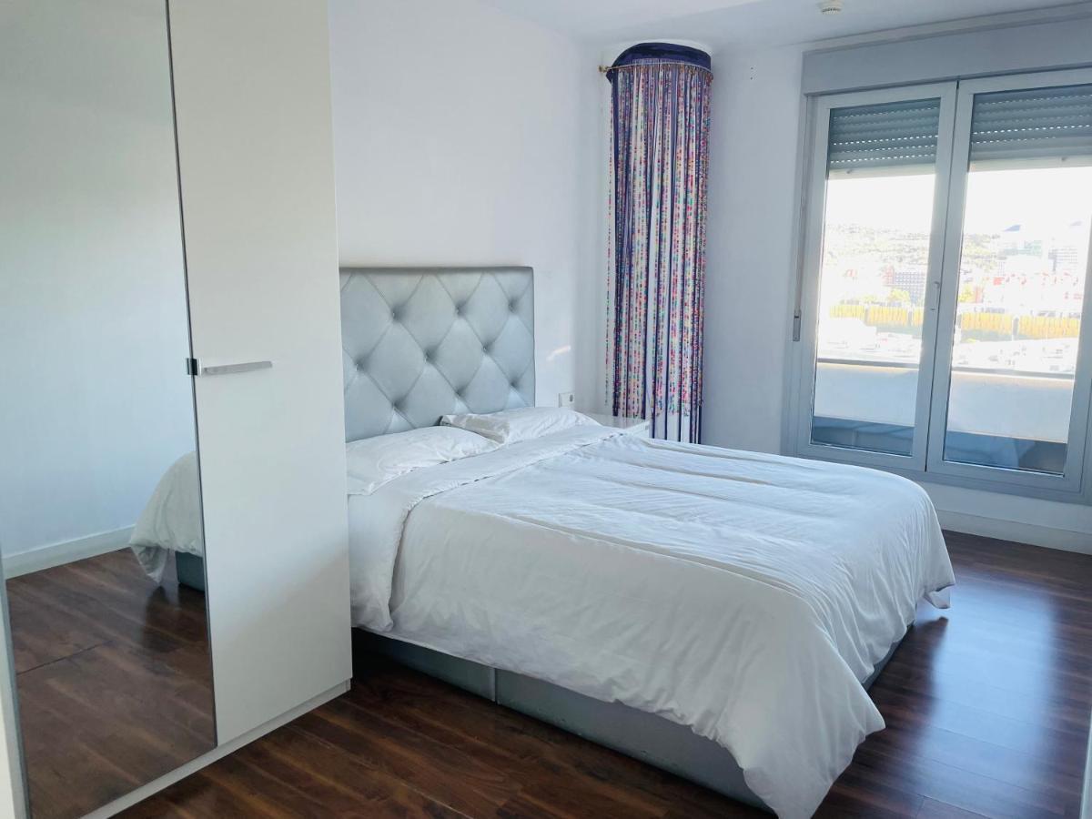 Fira De Barcelona City View Apartment With Garage Parking ロスピタレート・デ・リョブレガート エクステリア 写真