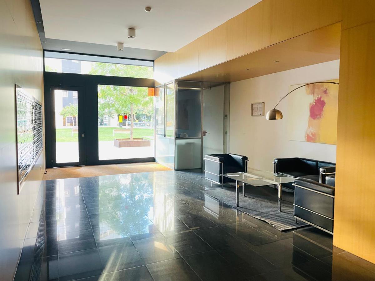 Fira De Barcelona City View Apartment With Garage Parking ロスピタレート・デ・リョブレガート エクステリア 写真