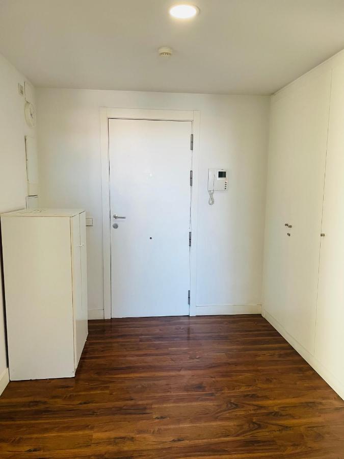 Fira De Barcelona City View Apartment With Garage Parking ロスピタレート・デ・リョブレガート エクステリア 写真